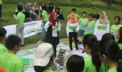 Salah satu kegiatan Kemah Keanekaragaman Hayati yang digelar di Bogor, Sabtu (1/4). 