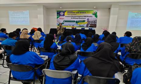 Salah satu kegiatan seminar yang diadakan oleh UBSI. untuk para mahasiswanya.