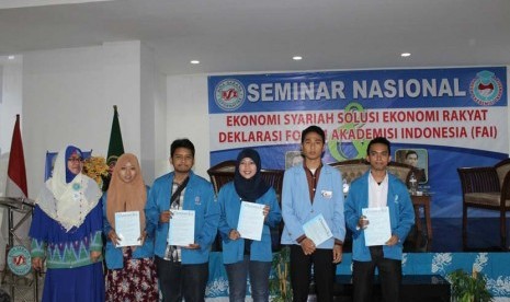 Salah satu kegiatan seminar yang digelar oleh BSI dan Forum Akademisi Indonesia.