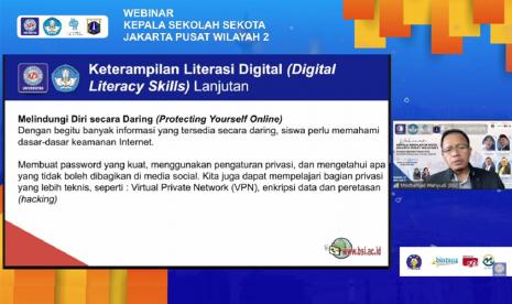 Salah satu komponen dalam lingkungan belajar dan akademis adalah literasi digital. Hal tersebut diperlukan dalam penggunaan teknologi.