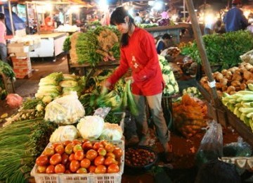 Salah satu kondisi pasar tradisional di Indonesia.