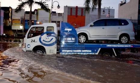 Salah satu layanan darurat Garda Siaga dari Garda Oto.