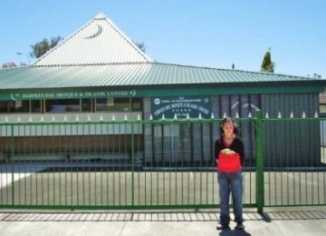 Salah satu masjid di Selandia Baru yang terletak di pulau utara, tepatnya di kota Hastings.