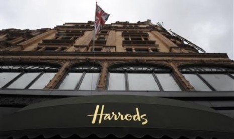 Salah satu pusat perbelanjaan Harrods di London, Inggris.