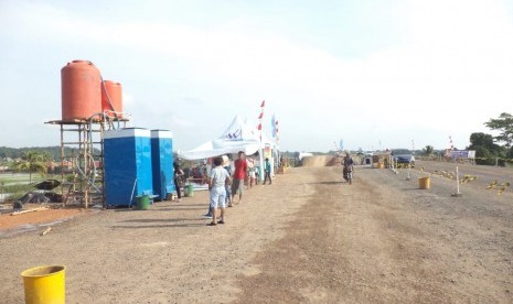 Salah satu rest area Jalan Tol Trans-Sumatra wilayah Sirah Pulau Padang Kabupaten Ogan Komering Ilir, Sumatra Selatan. 