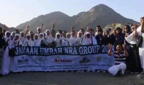 Salah satu rombongan jamaah umrah Aruna Tour & Travel (NRA Group).