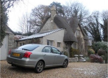 Salah satu rumah di Castle Combe dengan arsitektur yang sangat unik