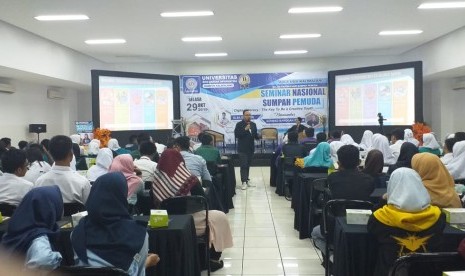 Salah satu seminar pemuda digital yang  diadakan oleh UBSI.