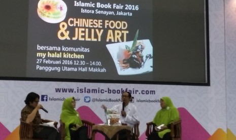 Salah satu talk show yang diadakan dalam ajang IBF 2016. Pameran buku Islam tersebut digelar di Istora Senayan, Jakarta, 26 Februari hingga 6 Maret 2016.