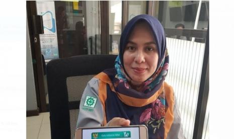 Salah seorang karyawan swasta bernama Isna (32) menuturkan, bahwa fitur konsultasi dokter melalui Mobile JKN sangat memudahkannya untuk bertanya perihal kesehatan.