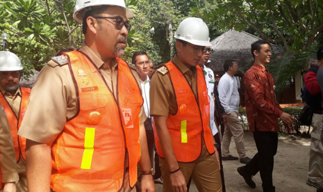 Sandiaga Uno saat berkantor di Kepulauan Seribu 