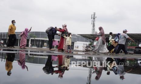 Wagub Jabar: Santri Harus Ikuti Aturan Larangan Mudik (ilustrasi).