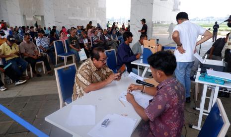 Sebanyak 199 warga penggarap lahan UIII mendapat santunan 