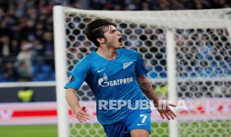 AS Roma menggaet striker asal Iran, Sardar Azmoun, pada musim 2023/2024 ini.