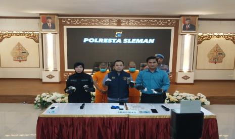 Satuan Narkoba Polresta Sleman menggelar pengungkapan kasus penyalahgunaan narkotika jenis ganja di wilayah setempat.