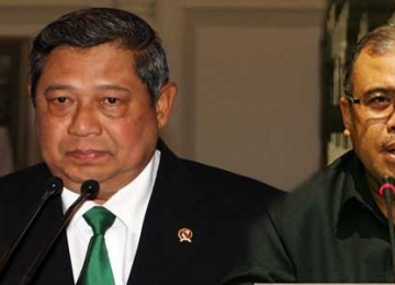 SBY dan Patrialis Akbar