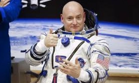 Scott Kelly.