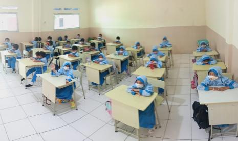 SD Prestasi Global Depok melaksanakan kegiatan Penilaian Tengah Semester (PTS)  1 pada  19-23 September 2022.