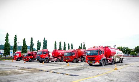 Sebagai antisipasi pergerakan masyarakat ini, Pertamina Patra Niaga menyiagakan sejumlah fasilitas dan layanan untuk melayani masyarakat selama periode Nataru tahun ini. Layanan yang disiapkan antara lain adalah SPBU Siaga, Kiosk Pertamina Siaga, Agen dan Pangkalan LPG Siaga, layanan motoris, dan menyiagakan Pertamina Call Center (PCC) 135 sebagai lini terdepan layanan informasi masyarakat.