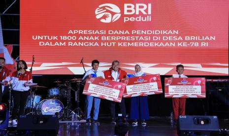 Sebagai bentuk tanggung jawab sosial dan lingkungan perusahaan, PT Bank Rakyat Indonesia (Persero) Tbk atau BRI turut berkontribusi dalam mencerdaskan kehidupan bangsa. BRI menyalurkan dana pendidikan atau beasiswa untuk 1800 anak berprestasi di Desa BRILian bersamaan dengan momen kemerdekaan.