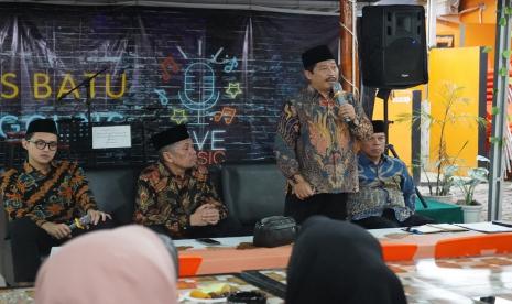  Sebagai bentuk transparansi dan akuntabilitas pengelolaan keuangan haji di tengah persiapan penyelenggaraan ibadah haji 1444 H, Badan Pengelola Keuangan Haji (BPKH) bersama Anggota Komisi VIII DPR RI, Iskan Qolba Lubis, mengadakan diseminasi strategi pengelolaan, pengawasan keuangan haji serta sosialisasi BPIH 1444 H.