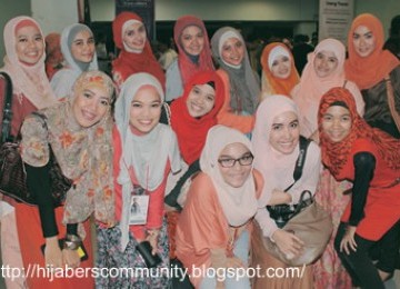 Sebagian anggota Hijabers Community dalam sebuah kesempatan