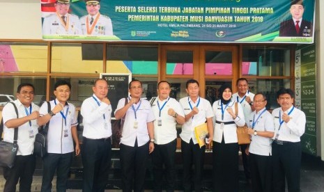 Sebagian pejabat Pemerintah Kabupaten Musi Banyuasin (Pemkab Muba) yang mengikuti seleksi terbuka Jabatan Pimpinan Tinggi (JPT) Pratama untuk mengisi lima jabatan eselon II untuk lima posisi jabatan setingkat kepala dinas. 