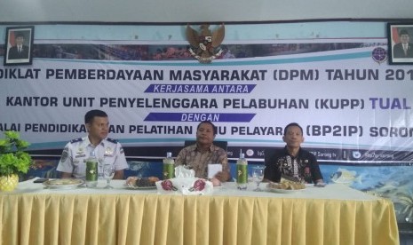 Sebanyak 250 orang peserta dari berbagai daerah di Tual, Maluku, mengikuti diklat pemberdayaan masyarakat yang digela Kemenhub pada 4-8 April 2019.