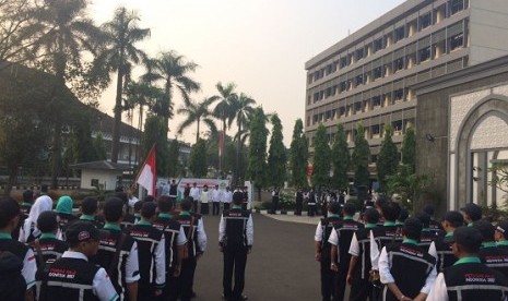 Sebanyak 299 Panitia Penyelenggara Ibadah Haji (PPIH) Arab Saudi dilepas menuju Jeddah, Arab Saudi, Selasa pagi (25/7). 