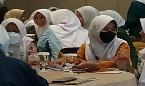 Sebanyak 35 orang pelajar se-Indonesia dinyatakan lolos mengikuti Grand Final Madrasah Student Leadership Award (MSLA) Tahun 2022. Dari 35 orang pelajar tersebut ada pelajar wanita asal Madrasah Aliyah Negeri (MAN) 1 Kota Sukabumi yang lolos yakni Siti Hamidah.