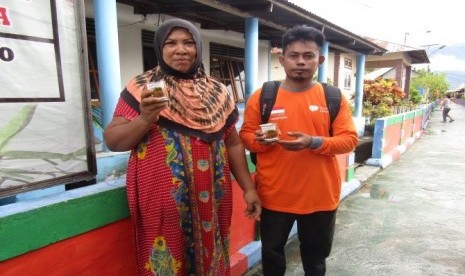 Sebanyak 500 kaleng kornet Superqurban disalurkan kepada 200 orang warga Desa Mare Gam Kecamatan Kota Tidore Selatan, Kota Tidore, belum lama ini.