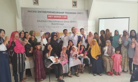 Sebanyak 60 pelaku usaha mikro mengikuti pelatihan “Micro Enterpreneurship Training (MET) Serie 1.00” yang diadakan oleh Baznas  Microfinance.