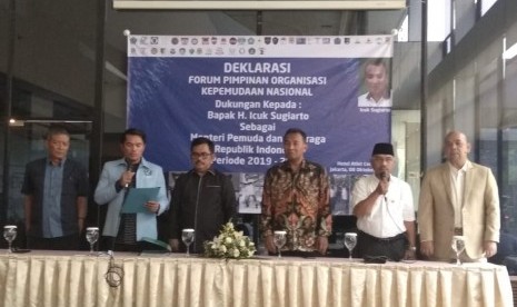 Sebanyak 61 Pimpinan Organisasi Kepemudaan Nasional yang bernaung di bawah bendera KNPI dan Puluhan Forum Cabang Olahraga mendeklarasikan dukungan mereka terhadap pengajuan Icuk Sugiarto sebagai Menteri Pemuda dan Olahraga pada Kabinet Kerja Jilid II Joko Widodo–Ma’ruf Amin. Deklarasi berlangsung di Hotel Century Jakarta, dengan dihadiri ratusan anggota kepemudaan dan pengurus cabang olahraga, Selasa (8/10).