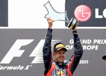 Sebastian Vettel menjuarai Formula 1 seri GP Eropa (Photo by : AP Photo/Daniel Ochoa de Olza) - www.SPORTKU.com