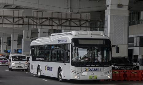 Ilustrasi bus listrik Damri.