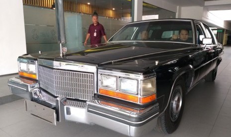 Sedan Cadillac Fleetwood Brougham yang pernah digunakan Presiden Soeharto saat berdinas dalam kurun waktu 1980-1998. 