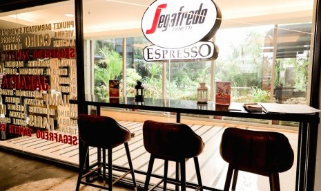 Segafredo Cafe and Bar di Jakarta.