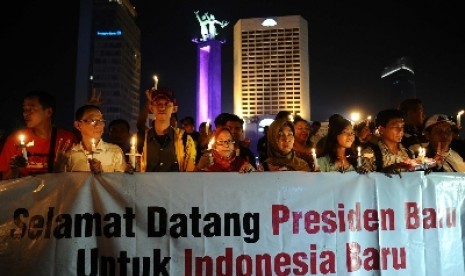 Sejak Sabtu (18/10) berbagai acara sudah berlangsung menyambut pelantikan presiden terpilih Jokowi, Senin (20/10).