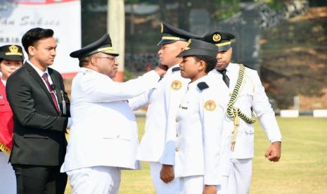 Sejumlah 533 orang putra-putri terbaik bangsa yang terdiri atas 362 orang putra dan 171 orang putri resmi menjadi praja pratama