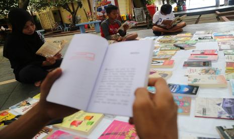 Siswa Ramai-ramai Ikrarkan Janji Literasi Tumbuhkan Minat Baca (ilustrasi).