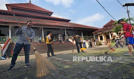 Masjid Agung Ats Tsauroh di Serang, Banten.