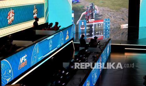 Sejumlah atlet esports bertanding di Piala Preaiden Esports beberapa waktu lalu. 