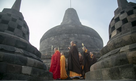 Wisata religi dinilai bisa membantu pemulihan pariwisata di Candi Borobudur dan sekitarnya saat kunjungan wisatawan lesu di tengah pandemi Covid-19.  (ilustrasi).