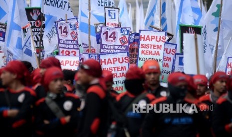 Sejumlah buruh akan menggelar aksi ke Jakarta (ilustrasi) 