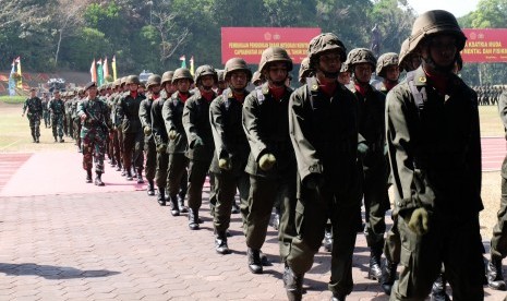 Sejumlah calon taruna (Catar) Kompleks Akademi Militer, Magelang, Jawa Tengah 