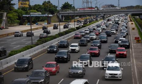 Arus lalu lintas libur tahun baru (foto:ilustrasi)