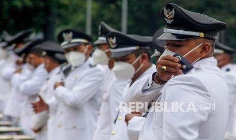 Ilustrasi pelantikan serentak kepala desa. 