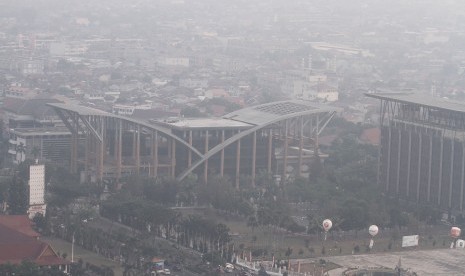 Sejumlah kota di Indonesia mulai kembali diselimuti kabut asap. Selain Martapura di Kalsel, Pekanbaru pun mulai diselimuti kabut asap.