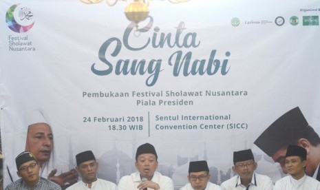 Sejumlah organisasi kemasyarakatan (ormas) keagamaan dan kepemudaan akan menggelar Festival Shalawat Nusantara.