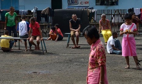 Sebanyak 27 ODGJ asal Tasikmalaya dikirim ke RSMM Bogor. Foto sejumlah pasien penderita penyakit gangguan jiwa menjalani perawatan, (ilustrasi).